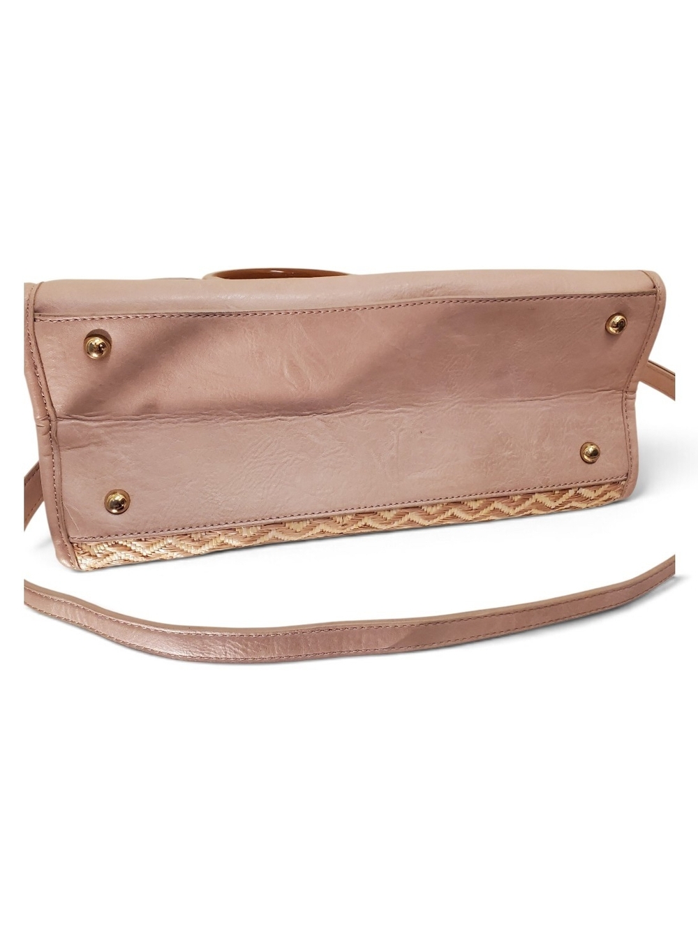 Moda Luxe Beige Woven Crossbody Tote with Wooden Ring Handles - Picture 5 of 11